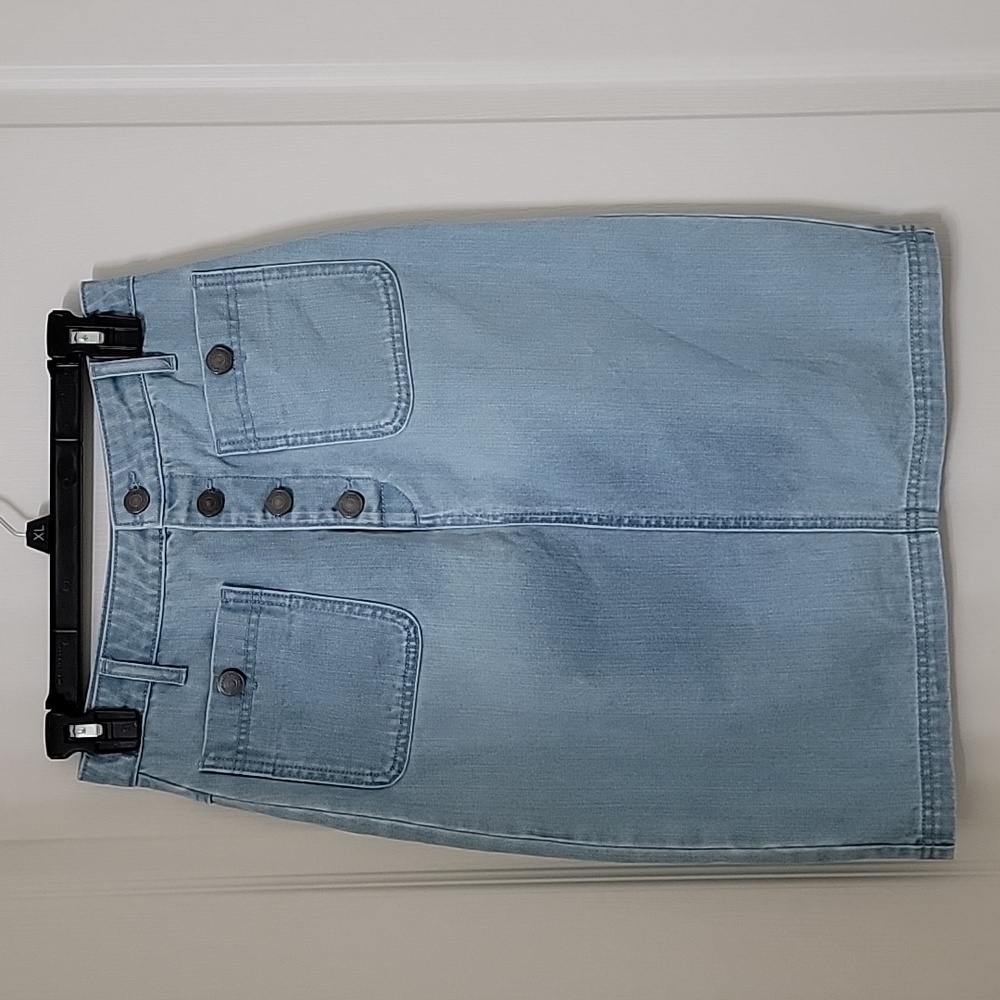 Cupcakes and Cashmere Size 4 Light Wash Denim Midi Skirt, Button Fly